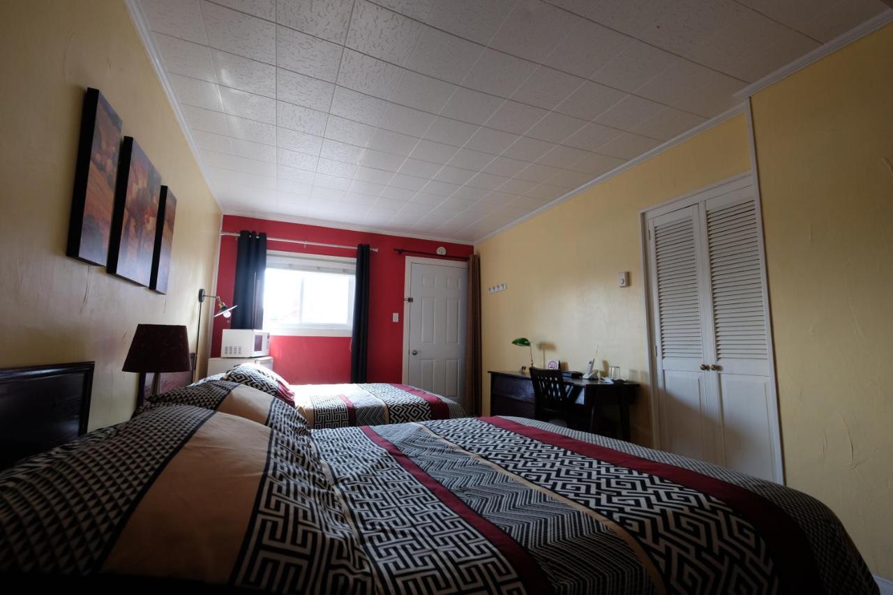 Motel Canadien Trois-Rivieres Bagian luar foto